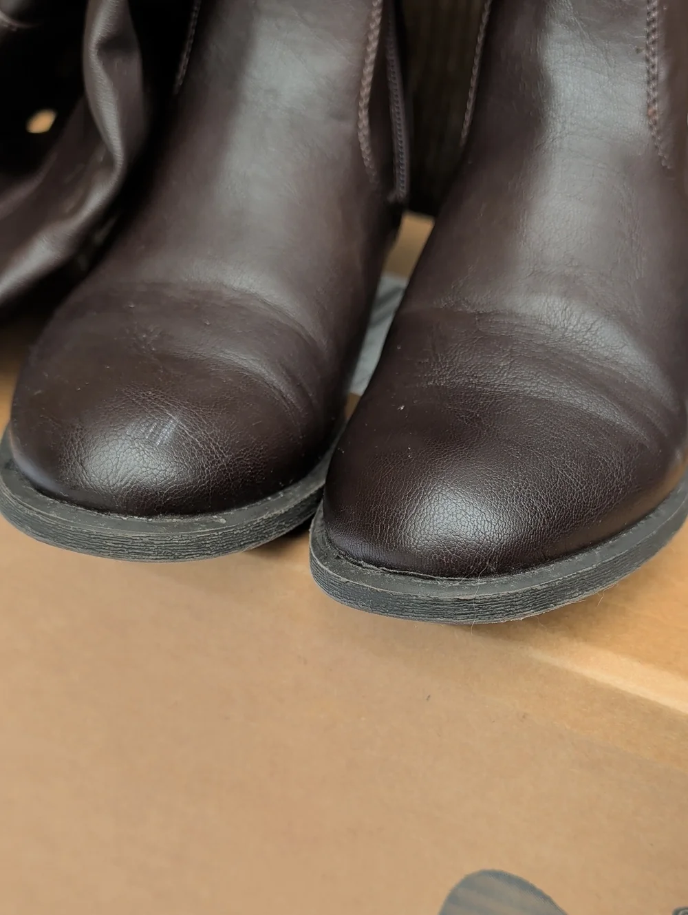 Nine West Size 8M Knee-high Brown Faux Leather Side Zip Low-heeled Boots